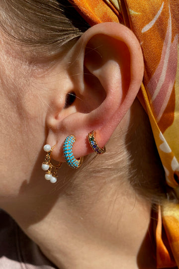 FLOATING PEARL HUGGIES